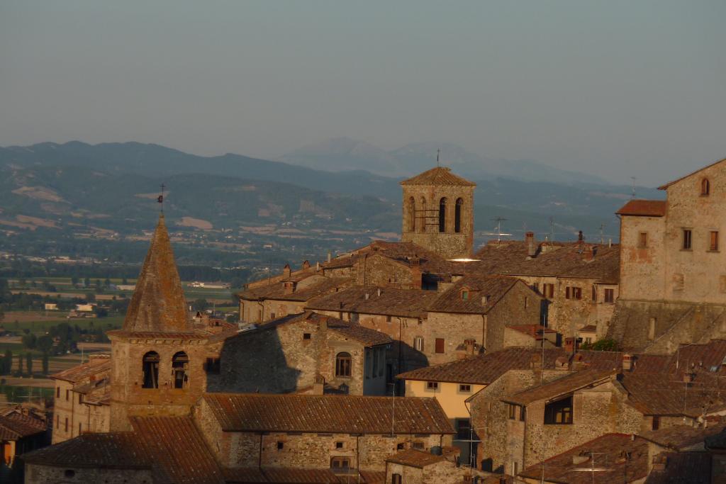 Agriturismo Val Della Pieve 安吉亚里 外观 照片